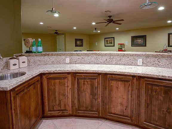 Wet bar