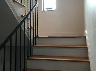 657 Neff Rd, Grosse Pointe, MI 48230