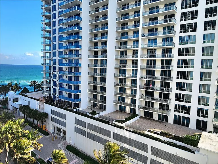 3505 S Ocean Dr #901 — Photo 22