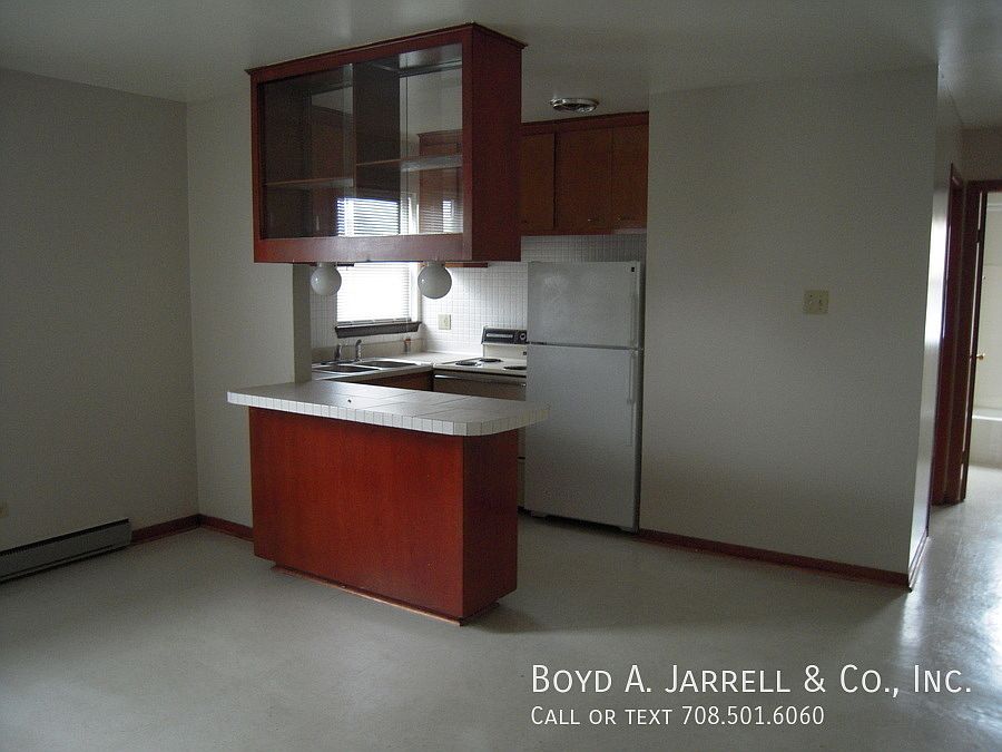 1st image of 431 Dixie Hwy APT A23-006-a23