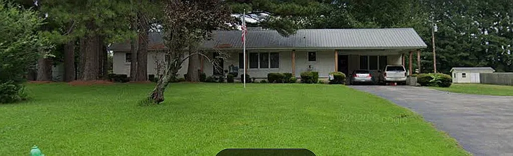 4 bed, 2233 sqft, $1,900 — Photo 1