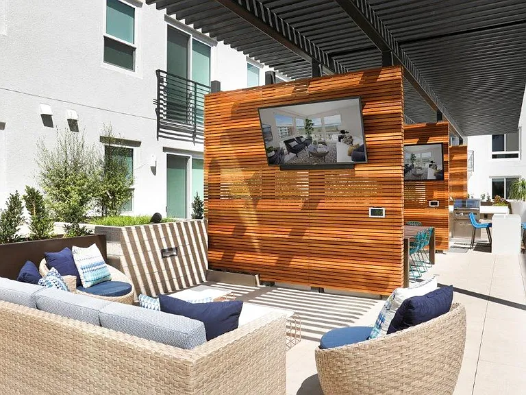 Lounge in Style