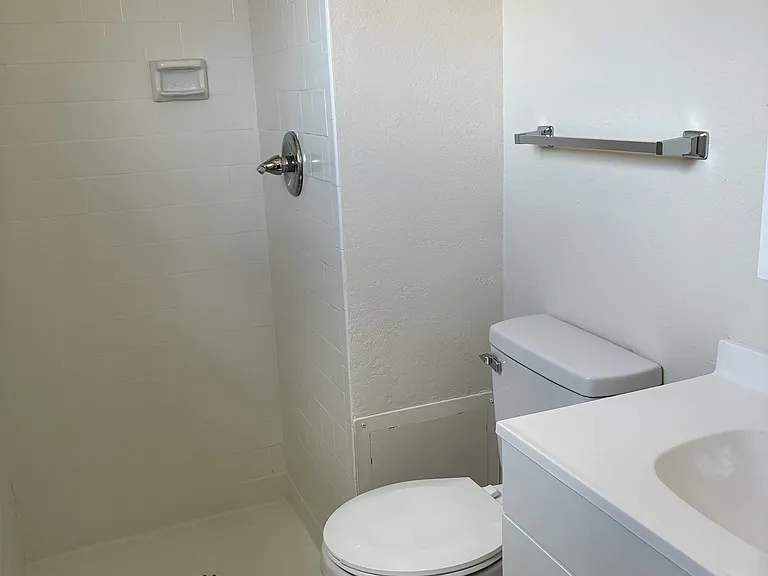 10830 Cardigan Dr — Photo 15