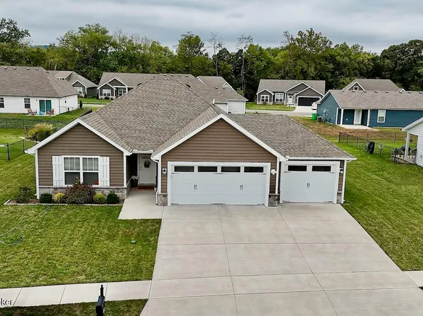 8015 Palermo Trl, Sellersburg, IN 47172