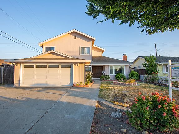 2nd image of 546 Calero Ave