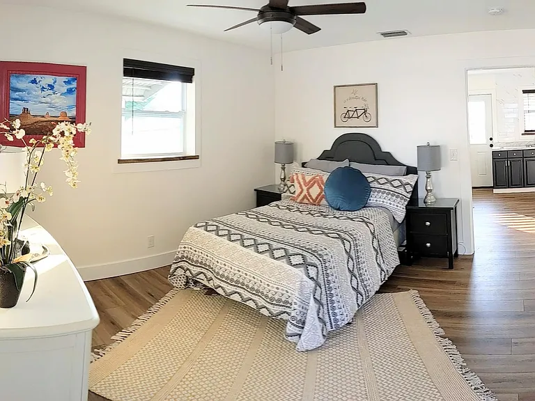 2708 Hinda Rd — Photo 9