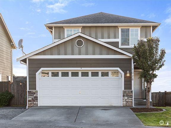 2nd image of 1028 73rd Drive SE
