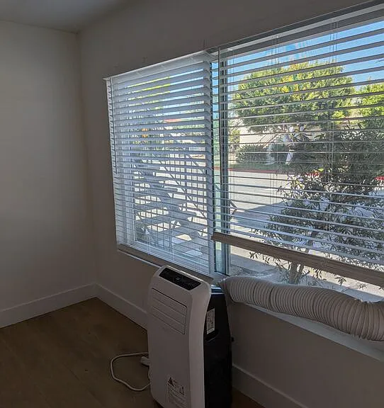 2626 Cloverfield Blvd #2 — Photo 9