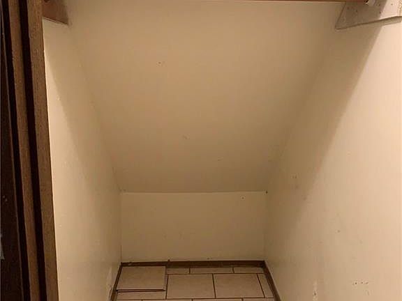 5th image of 2402 Blanco Dr #A-d