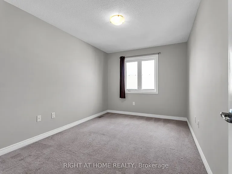 1030 Oakcrossing Gate #16 — Photo 22