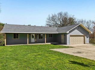 S1214 Town Hall Rd, Lyndon Station, WI 53944