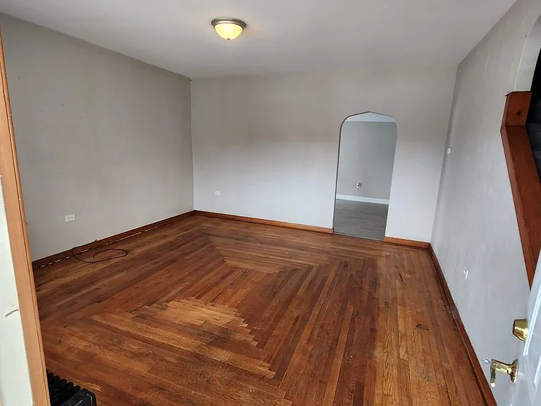166 E State St #166 — Photo 15
