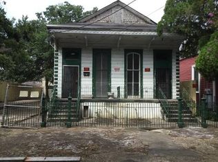 914 Aline St, New Orleans, LA 70115