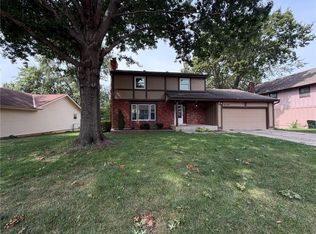 14224 S Raintree Dr, Olathe, KS 66062