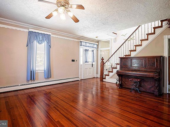 5th image of 3645 Mill Green Rd