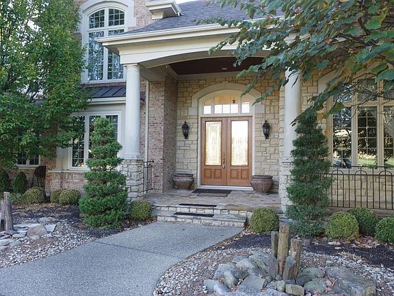 4th image of 4862 Maxwell Dr