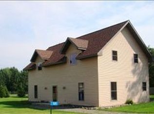 505 Hidden View Rd, Carlton, MN 55718