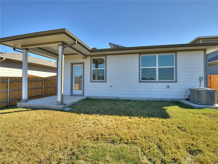 7512 Daves Landing Dr — Photo 21