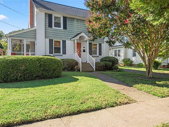 3rd image of 35 Manteo Ave