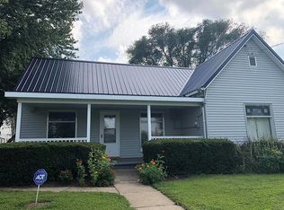 340 W 2nd St, Baylis, IL 62314