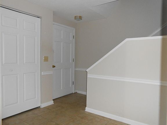 4th image of 773 Clareridge Ln