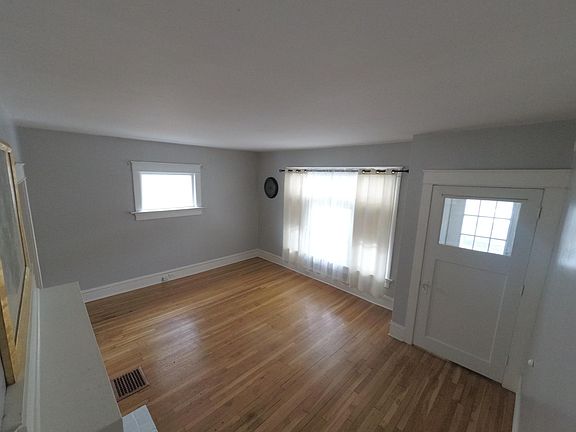 2nd image of 1032 W 30th St #1