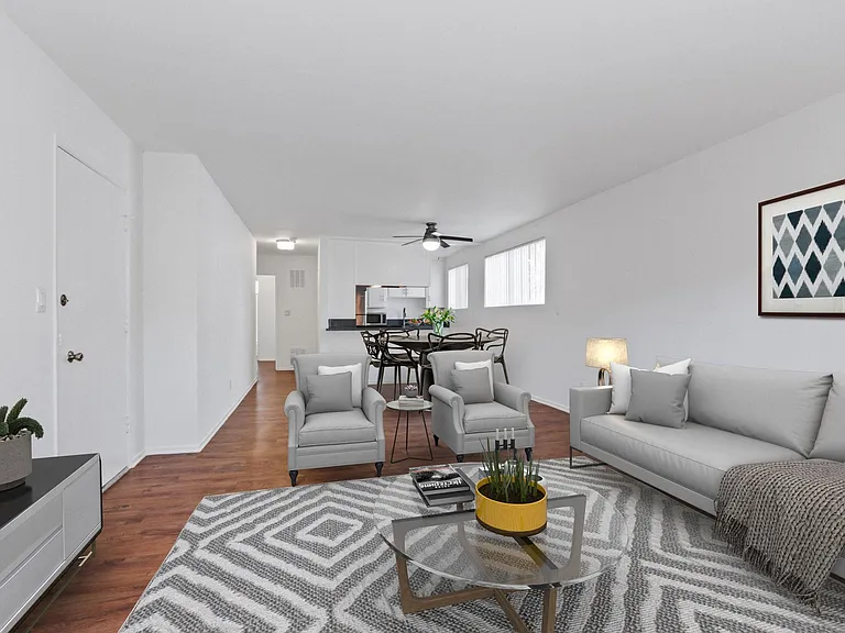 12317 Texas Ave — Photo 3