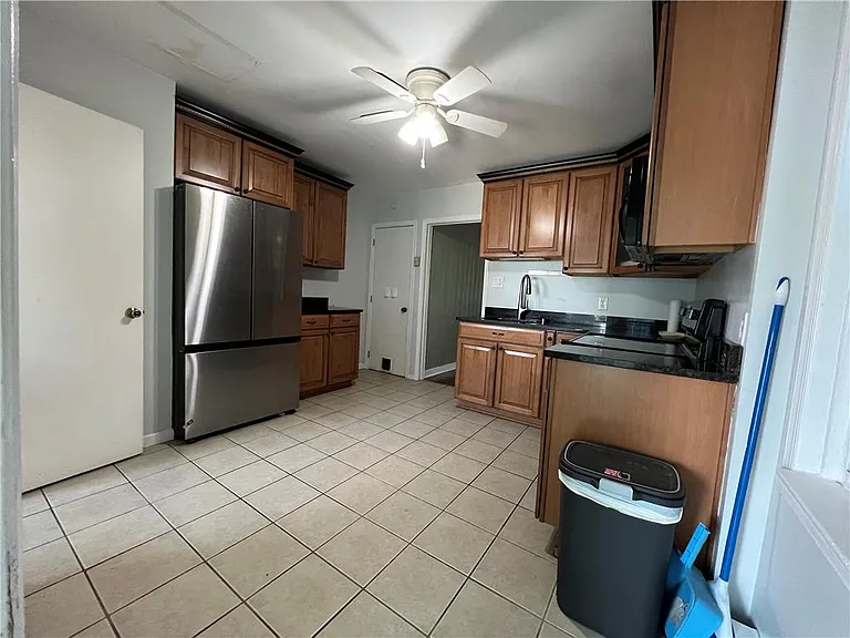 333 E Landis St — Photo 6