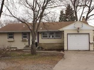 8811 34th St W, Saint Louis Park, MN 55426