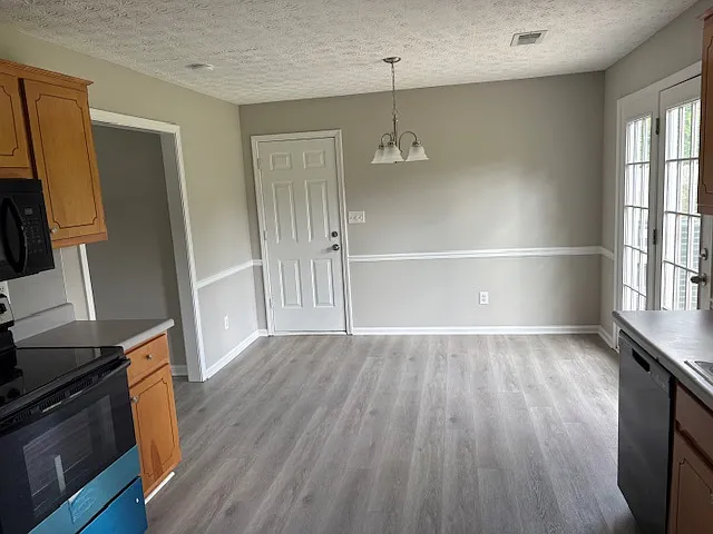 160 Belmont Trl — Photo 8