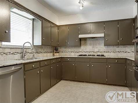 4th image of 2526 Norsworthy Dr