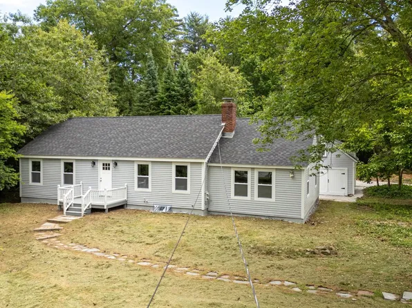 21 Mill Road, North Hampton, NH 03862