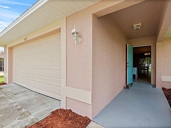 4th image of 1805 SE 10th Pl