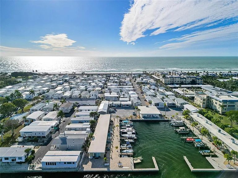3740 Gulf Of Mexico Dr #114 — Photo 47