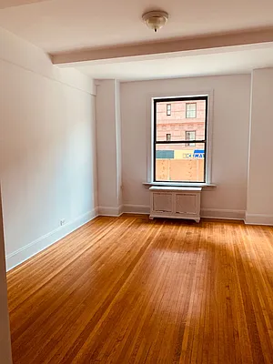 Rented by JMG Properties | media 6