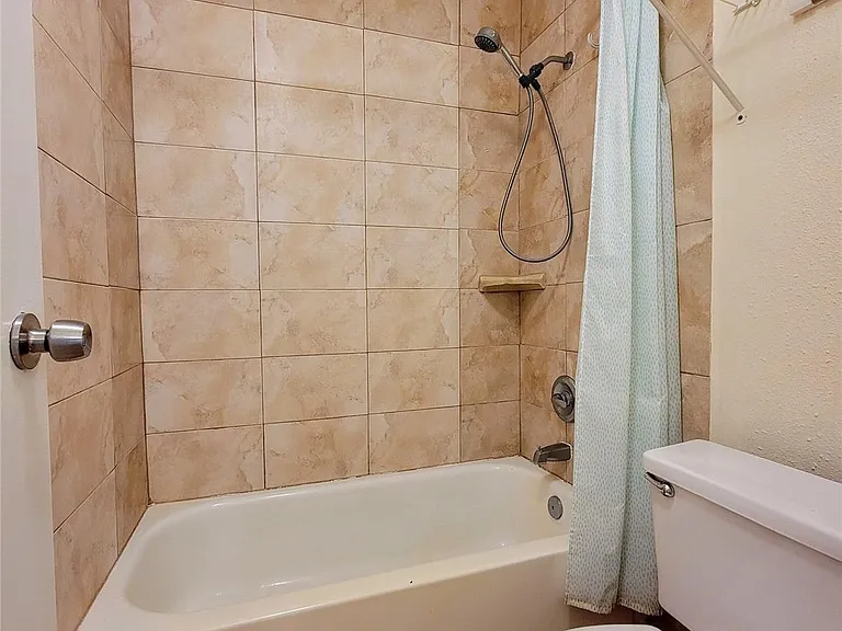 1515 Sandy Springs Rd #1903 — Photo 16