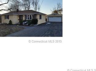 208 Highland Dr, Waterbury, CT 06708