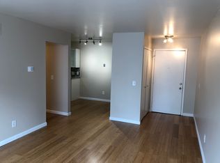 950 Ann St APT 201, Birmingham, MI 48009