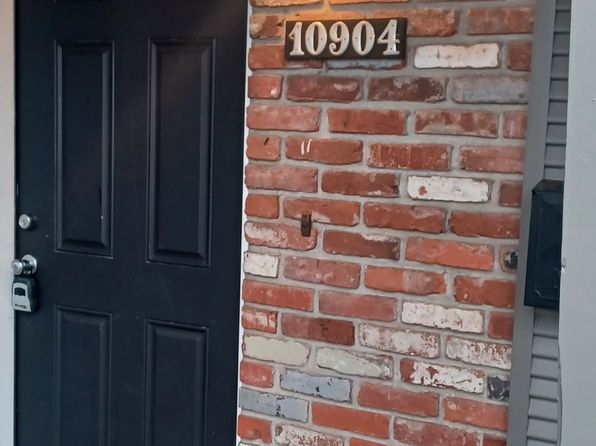 10904 NE Broadway St