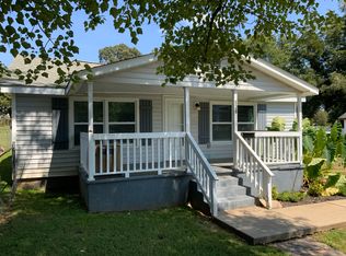 528 Rankin Ave, Mount Holly, NC 28120