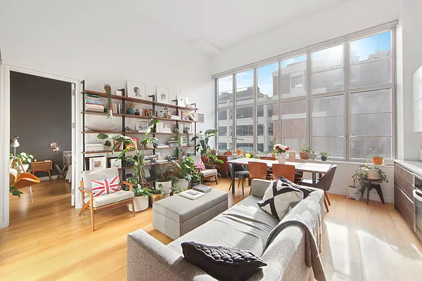 Sold by Compass | media 23