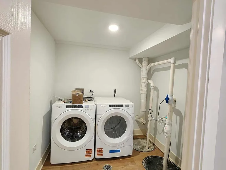 6321 S Eberhart Ave #G — Photo 17