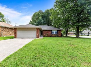 3340 S Elmira Ave, Springfield, MO 65807