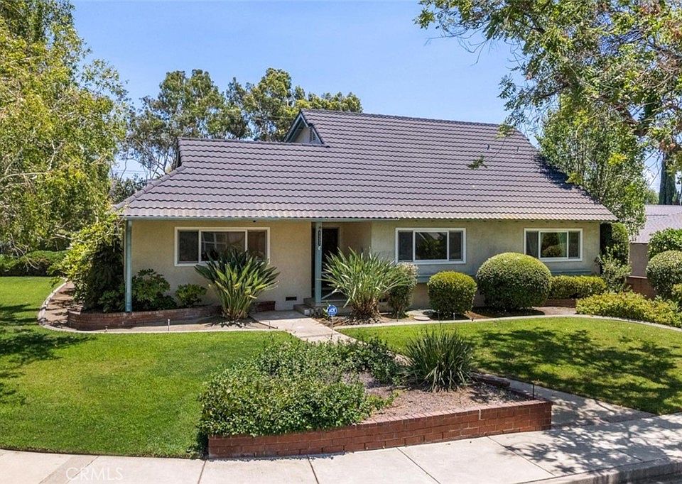 1st image of 1152 Northwestern Dr