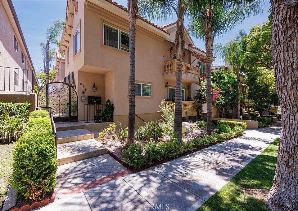 1st image of 616 E San Jose Ave Unit 105