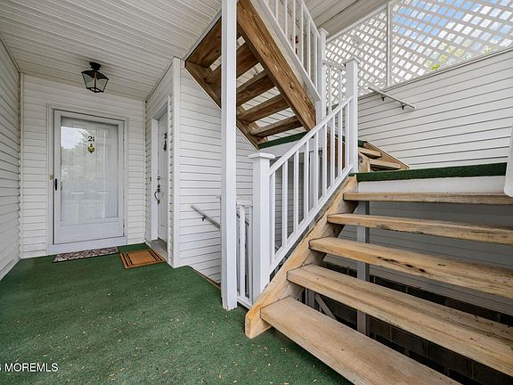 4th image of 22 Alexandria Way