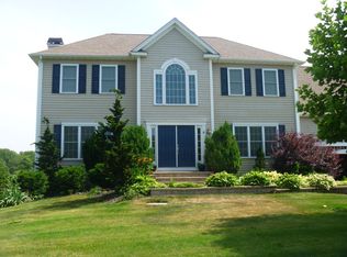 20 Chace Farm Rd, Swansea, MA 02777