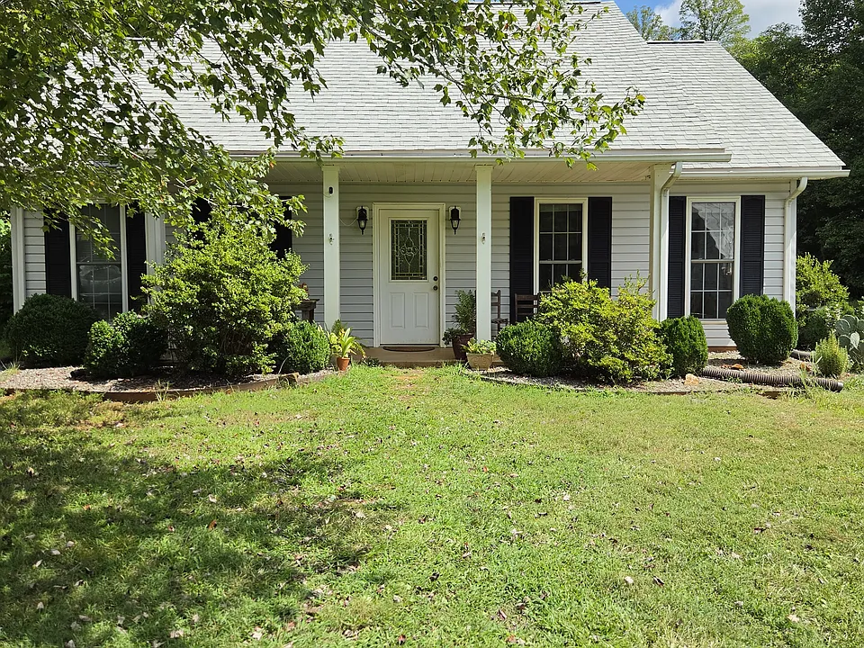 1702 Peters Creek Dr