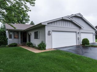 1711 Lakeview Dr SW, Rochester, MN 55902