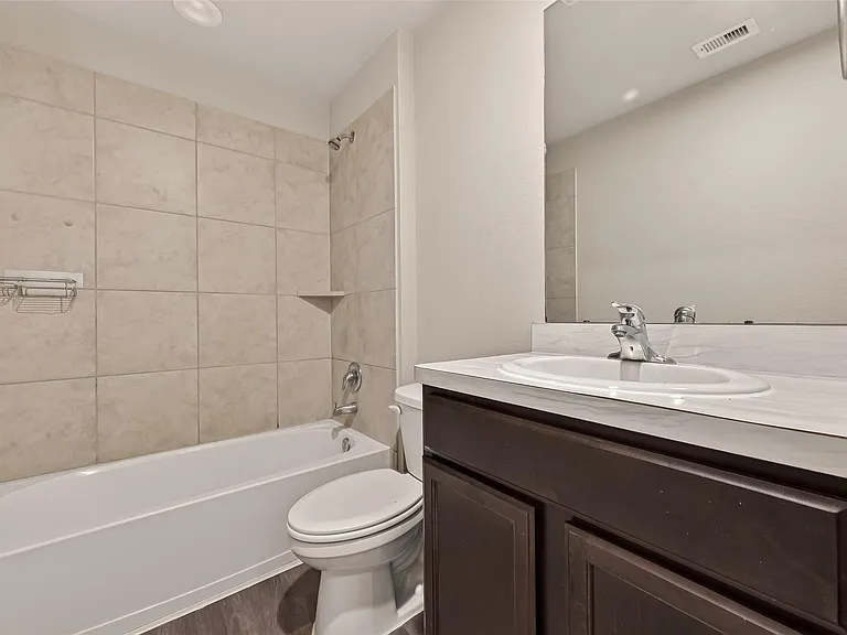 21422 Chester Cliff Ln — Photo 23